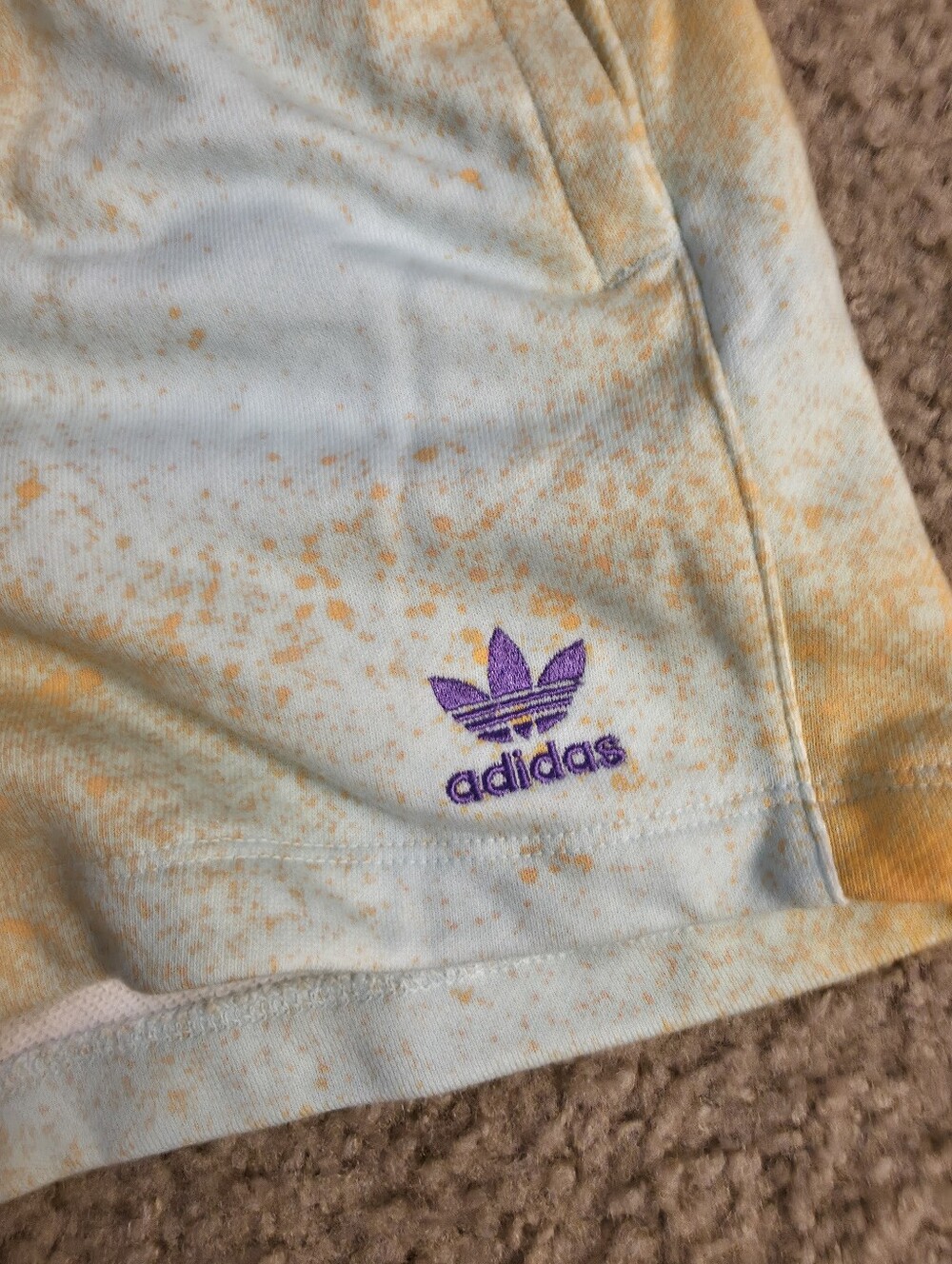 Adidas - Picture 3 of 4